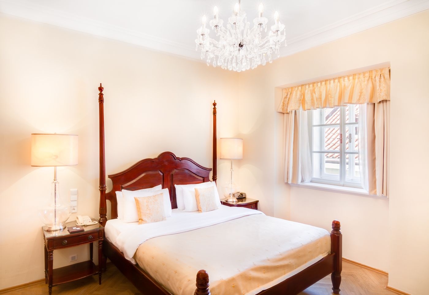 The-Dominican-Room-31