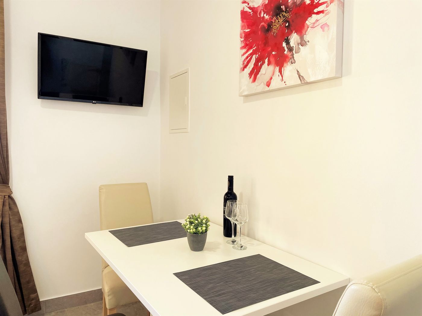 Villa-Sunset-Room-65