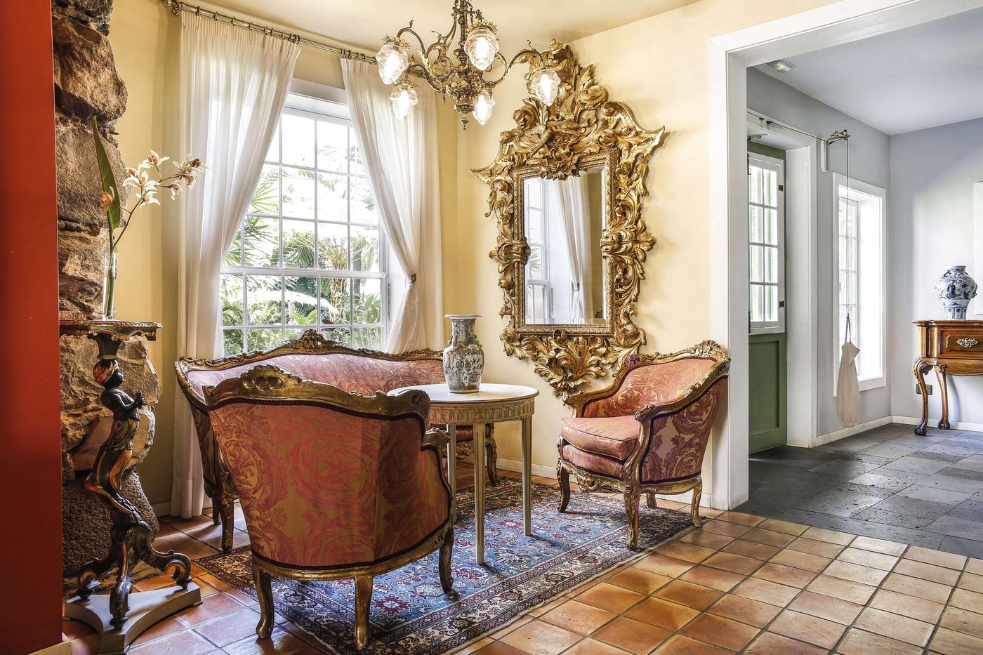 Hacienda-de-Abajo-Lobby-53