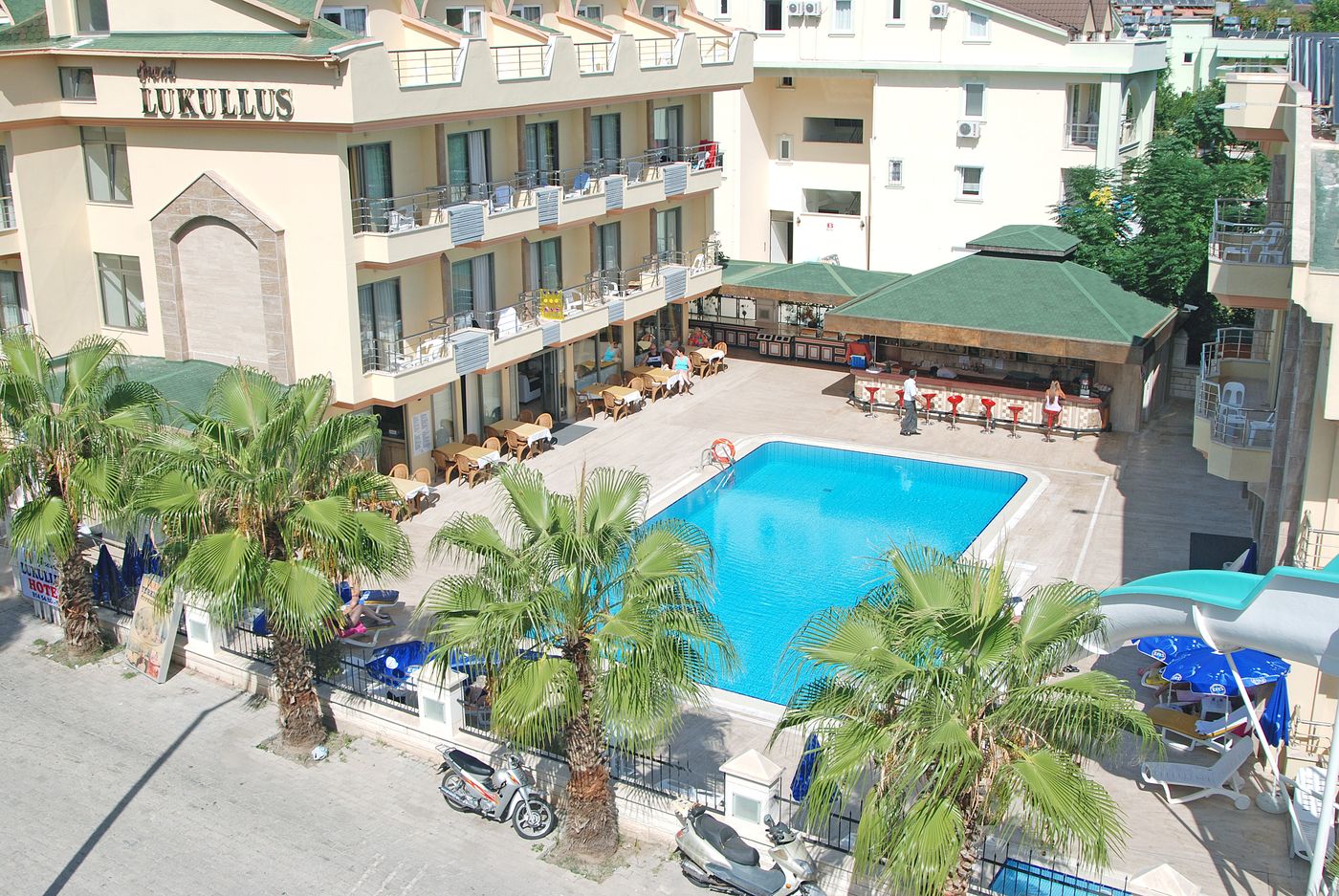 Grand-Lukullus-Hotel-Beach-4