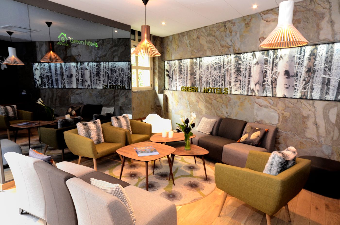 Green-Hotels-Confort-Paris-13-Bar-9