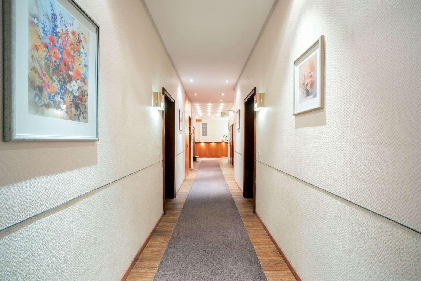 Comfort Hotel Bad Homburg - Germany - BAD HOMBURG VOR DER HOHE - Lobby - 1