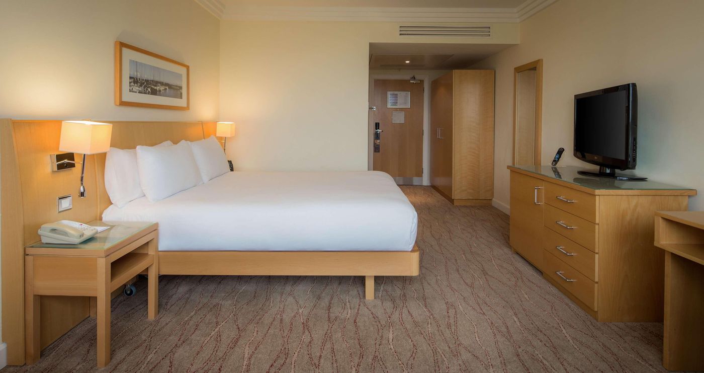 Hilton-Dublin-Airport-Room-25