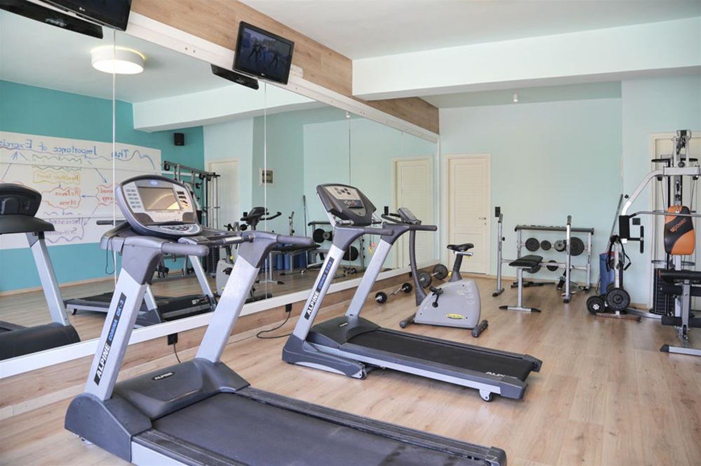 Elounda-Blue-Bay-Sports-and-Entertainment-80