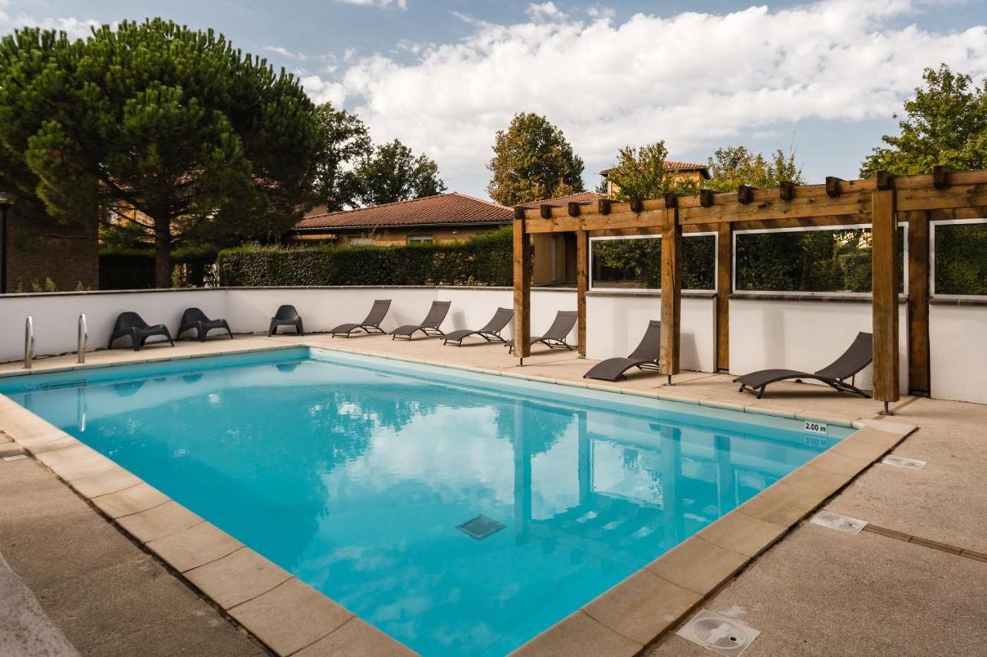 Garden & City Lyon Marcy L'etoile - France - MARCY L'ETOILE - Pool - 8