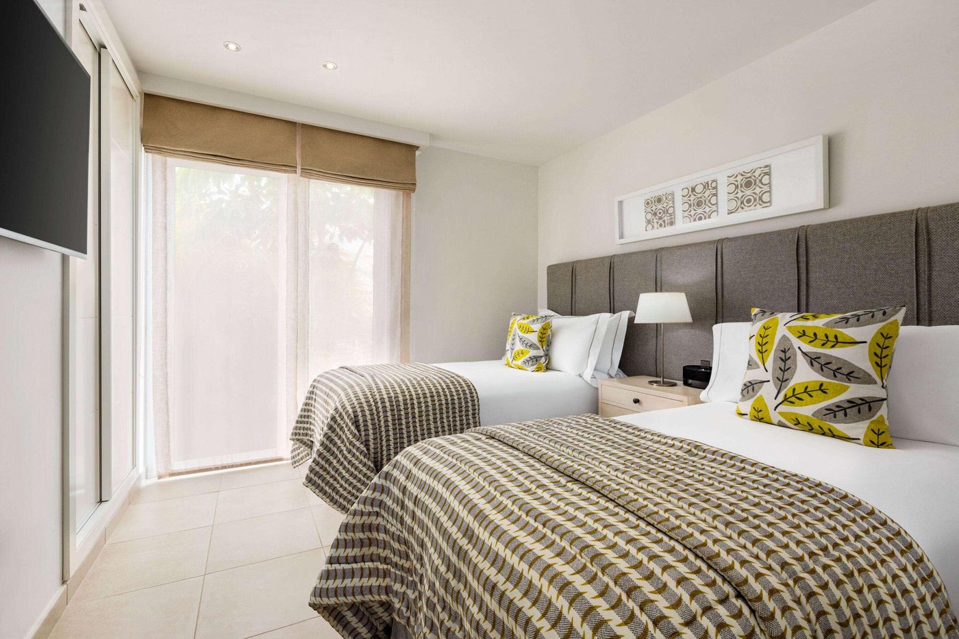 Wyndham-Residences-Golf-Del-Sur-Room-37