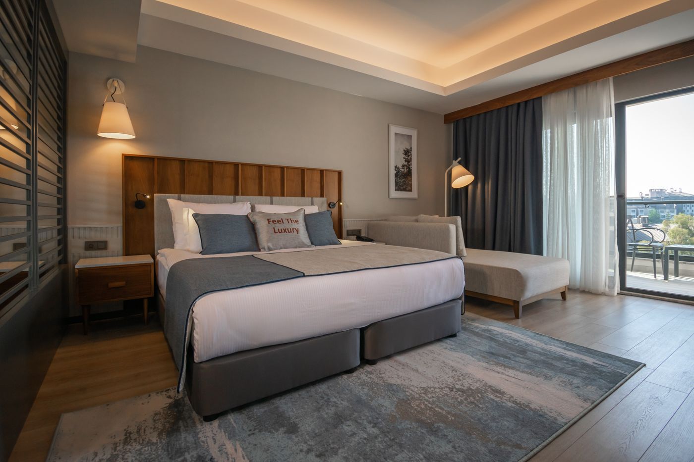 Armas-Bella-Luna-Room-28