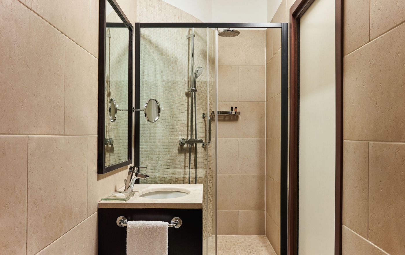 Hotel-Indigo-Venice---Sant-Elena-Room-42