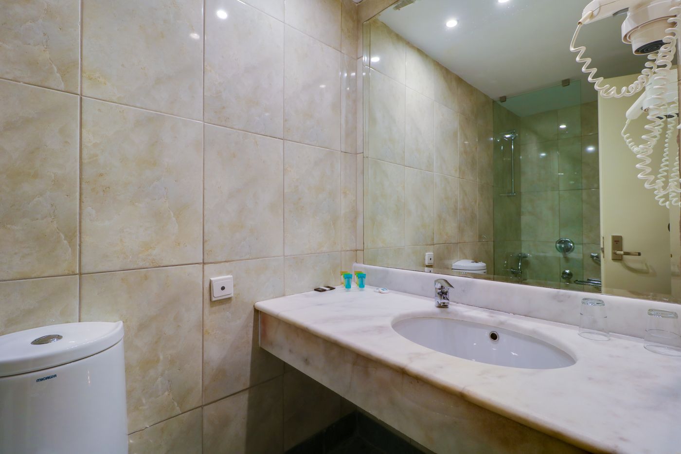 Bomo-Olympus-Grand-Room-43