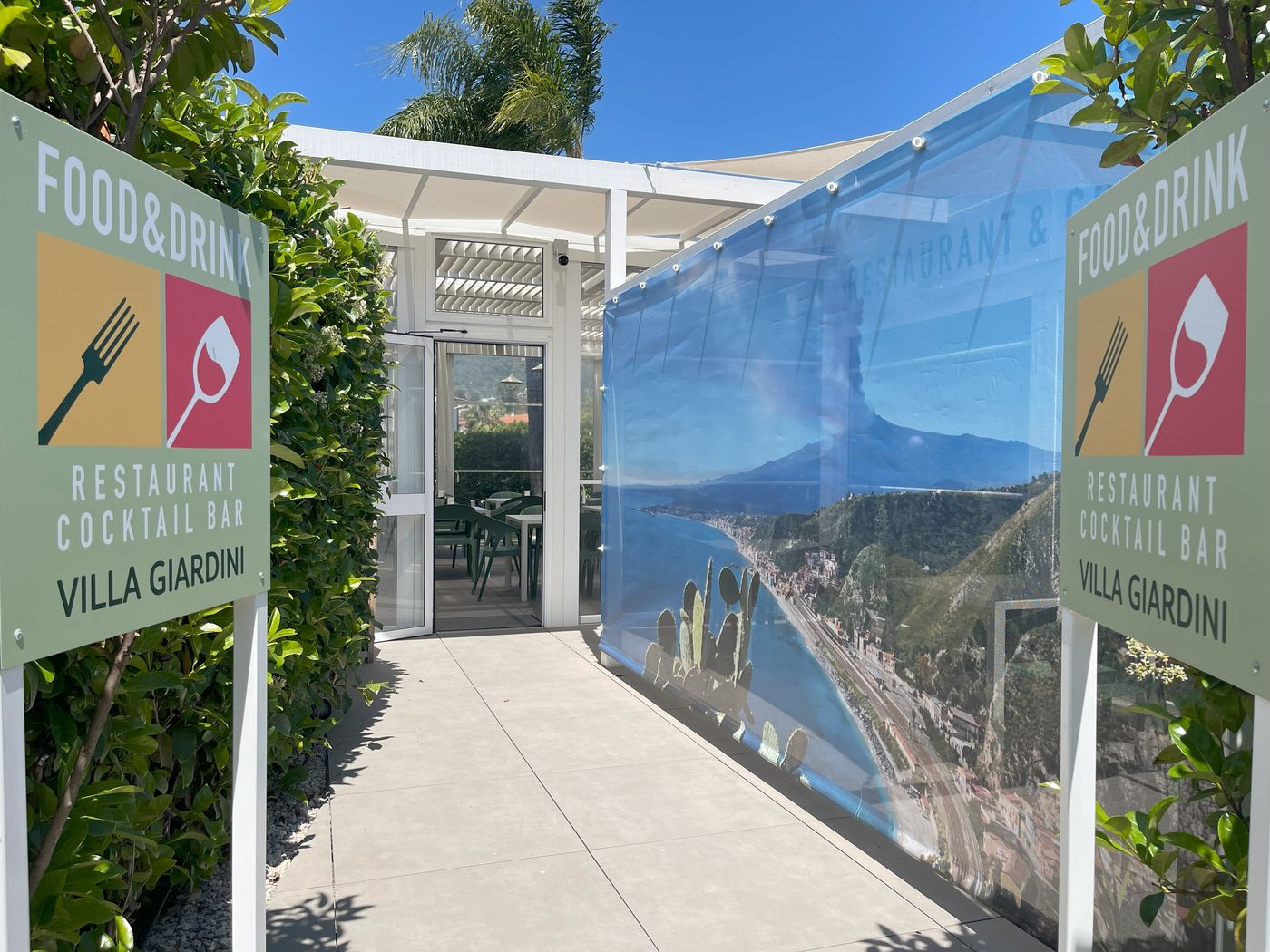 Residence-Villa-Giardini-Bar-28