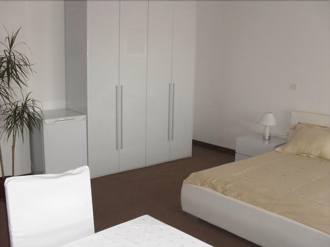 Rooms Elez-Croatia-ZAGREB-Lobby-4