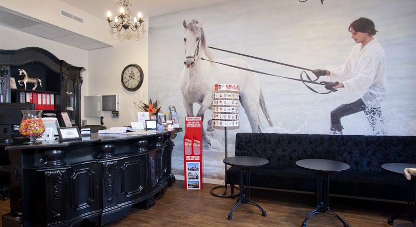 Iron Horse-Netherlands-Amsterdam-Lobby-6