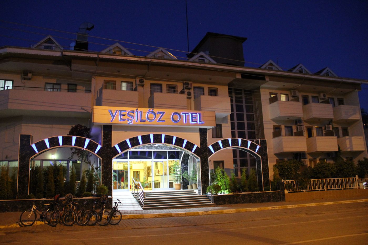Side-Yesiloz-Hotel-General-view-9