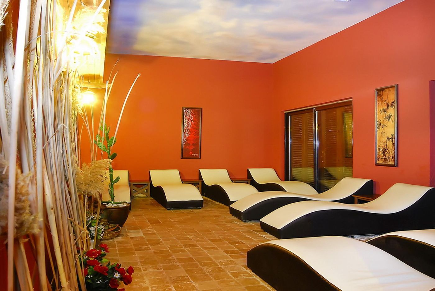 Siam-Elegance-Hotel---Spa-Sports-and-Entertainment-64