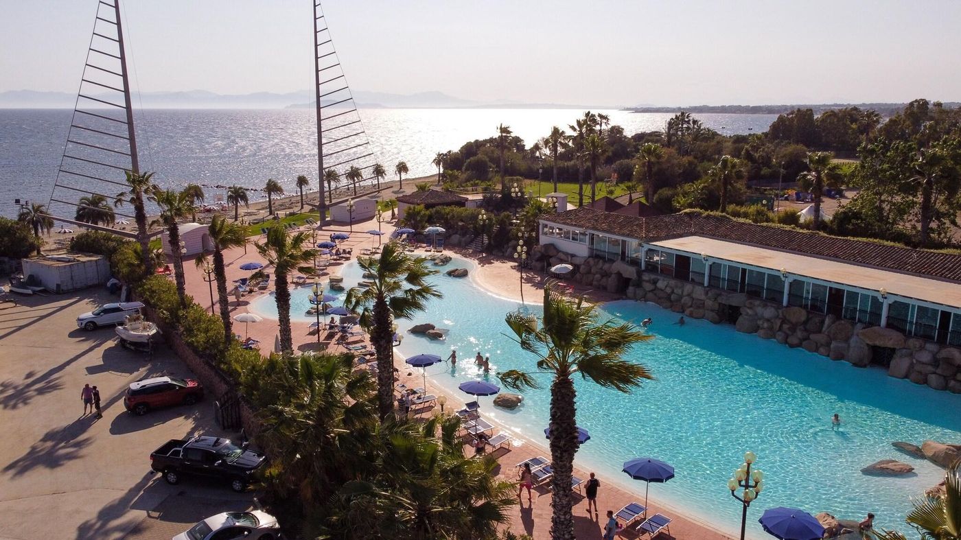 Sighientu-Village-Pool-5