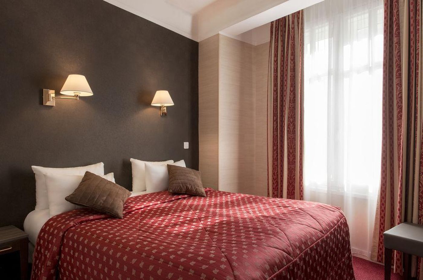 Abaca-Messidor-by-Happyculture-Room-23