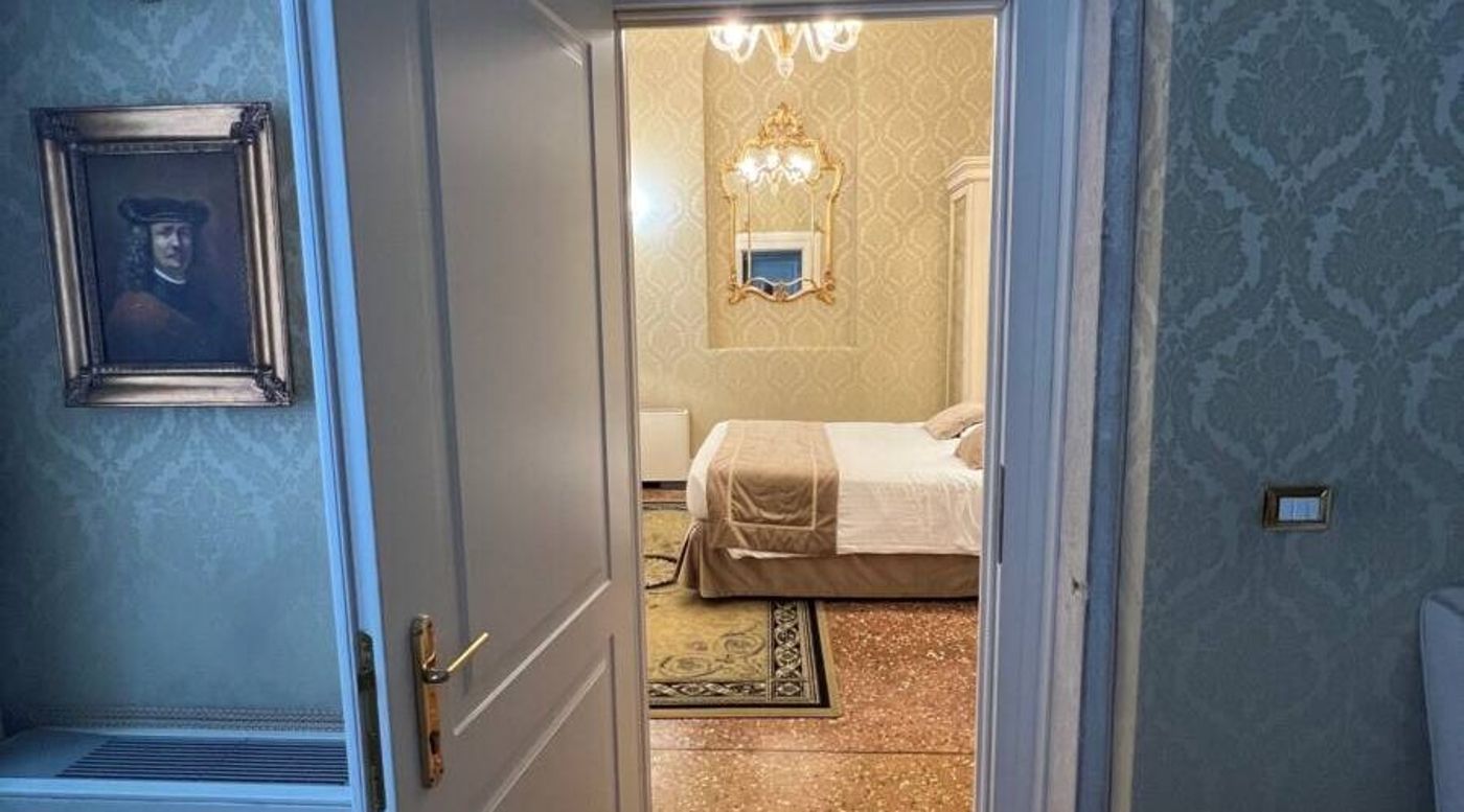 Al-Duca-Venezia-Room-36