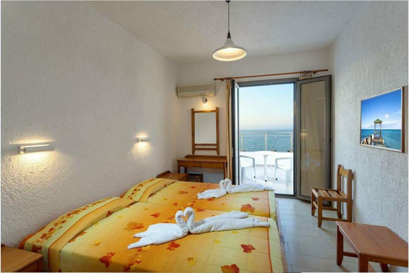 Neon-Beach-Hotel-Room-19