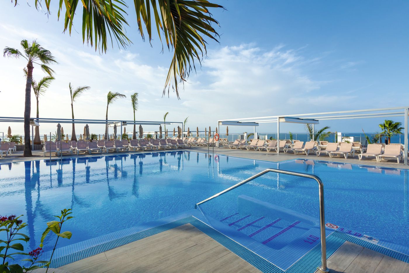 Clubhotel-Riu-Vistamar-Pool-2