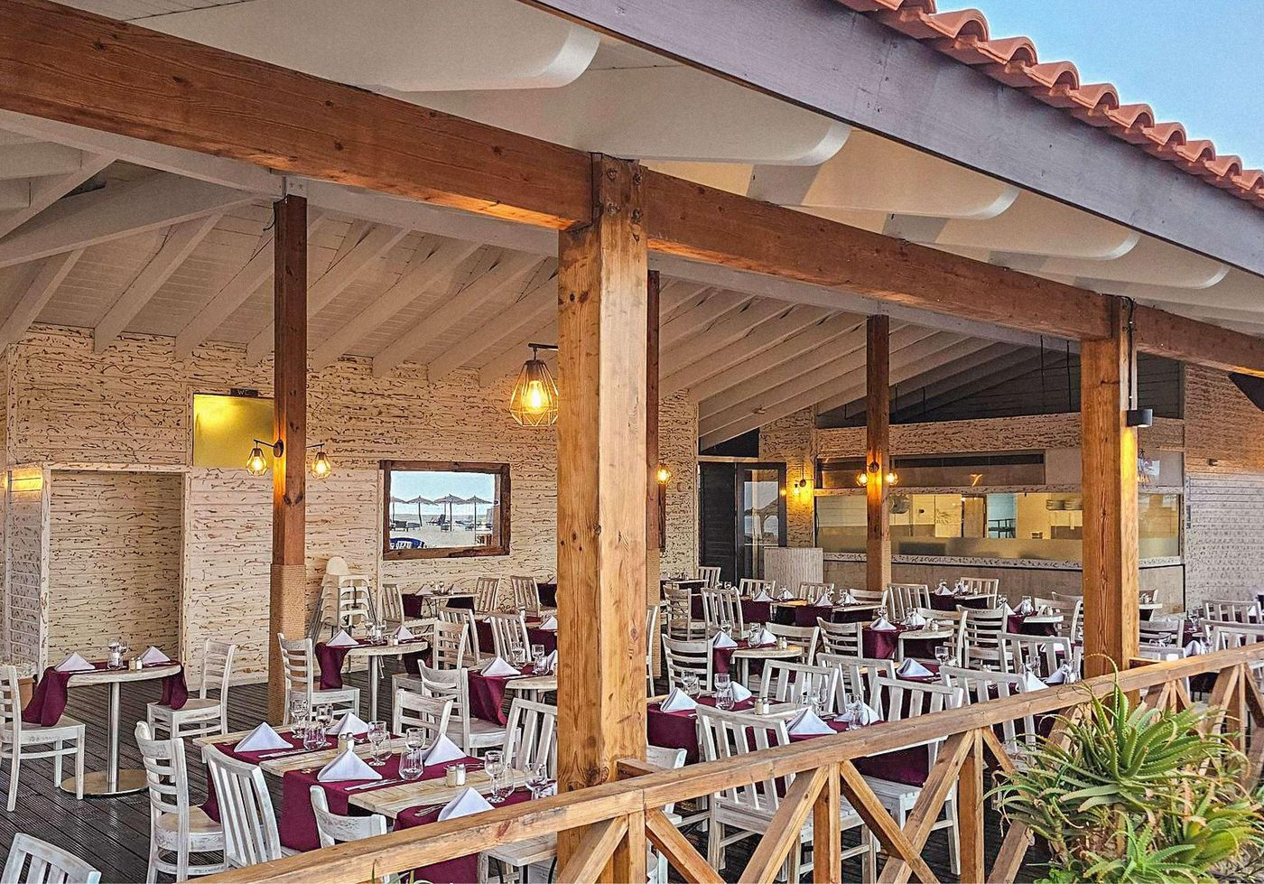 Melia-Tortuga-Beach-Resort-and-Spa-Restaurant-19