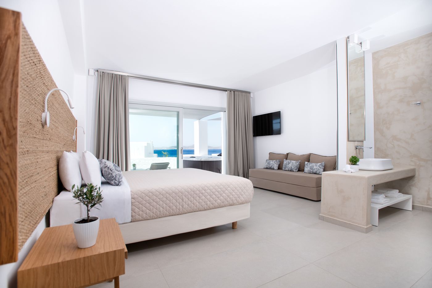 Manoulas-Beach-Room-18