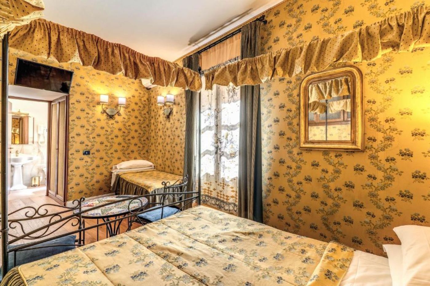 Residenza-Ave-Roma-Room-3