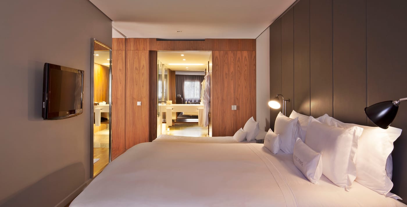 Altis-Prime-Hotel-Room-17