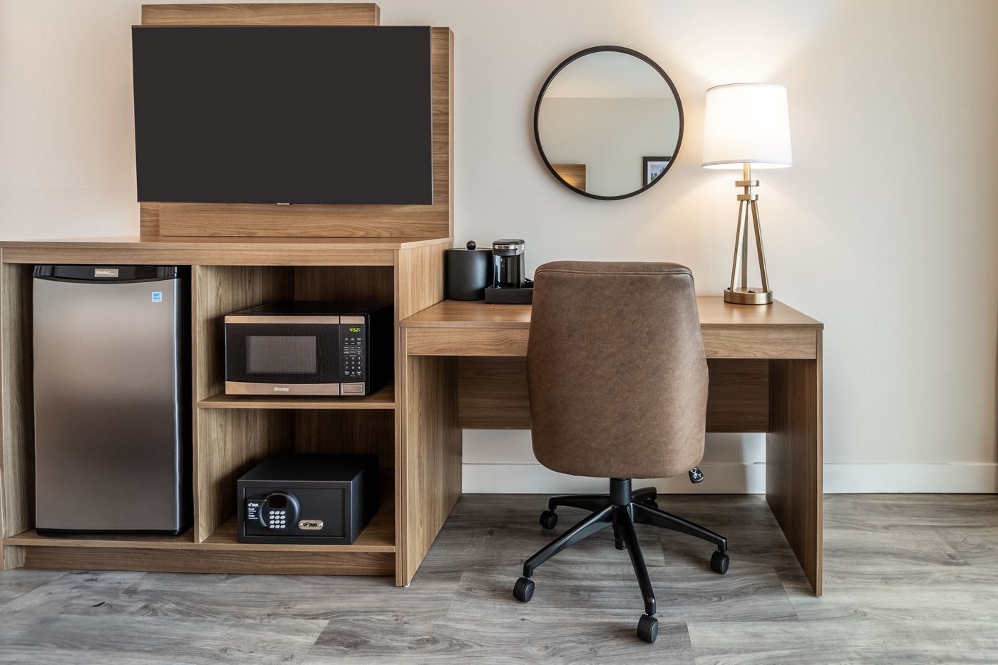 Atrium-Hotel-Vancouver-Room-7