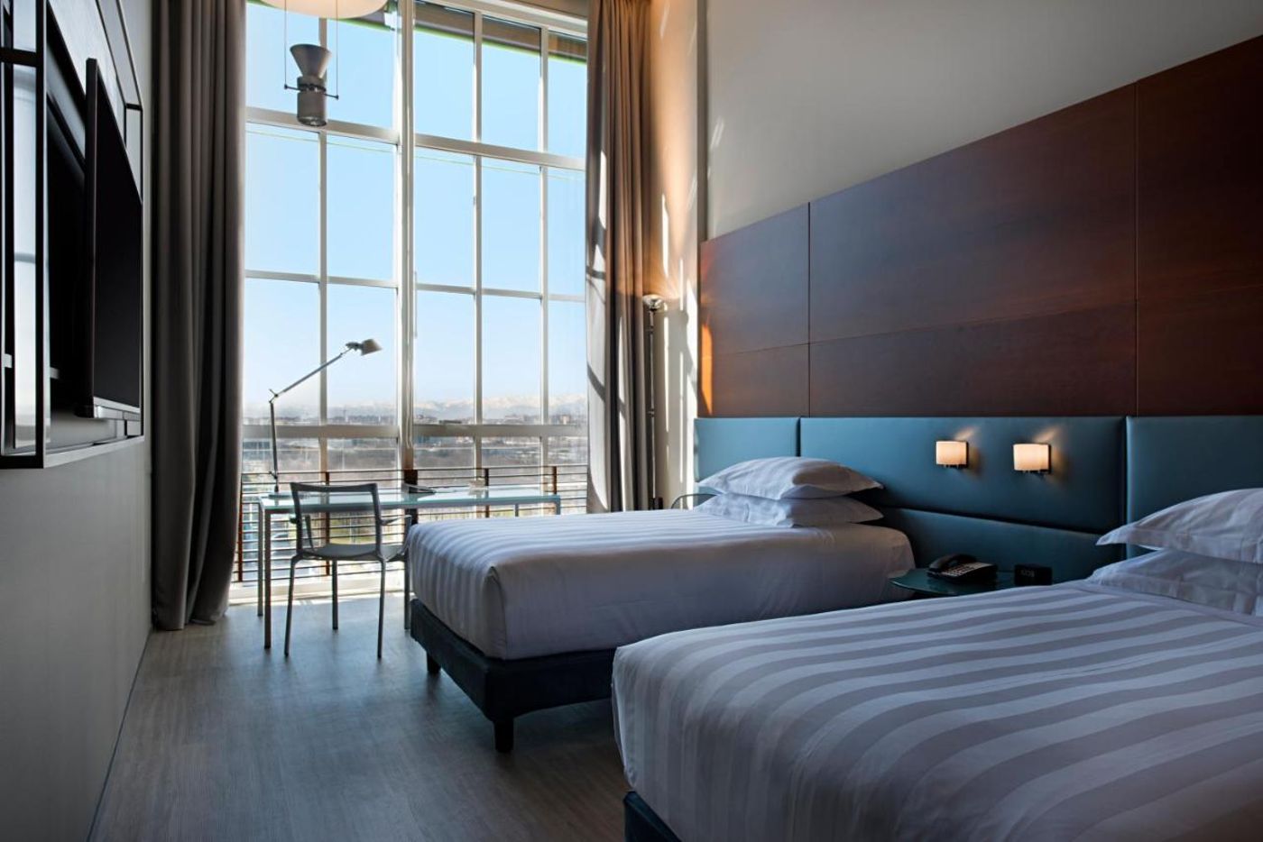 DoubleTree by Hilton Turin Lingotto - Italy - Turin - Room - 10