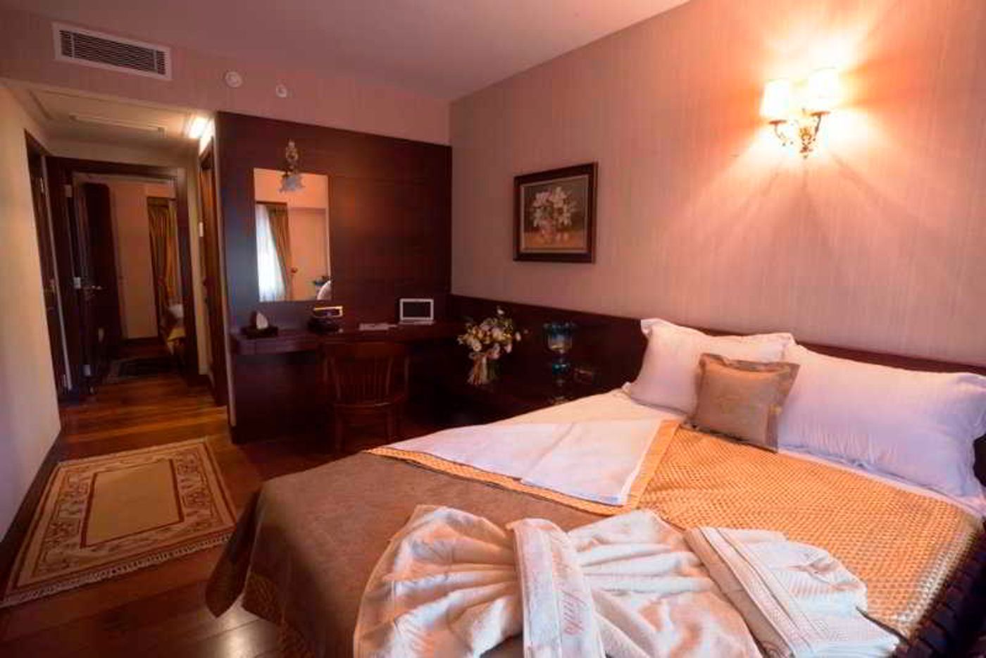 Burckin Suites Hotel-Turkey-Sultanahmet Istanbul-Room-10