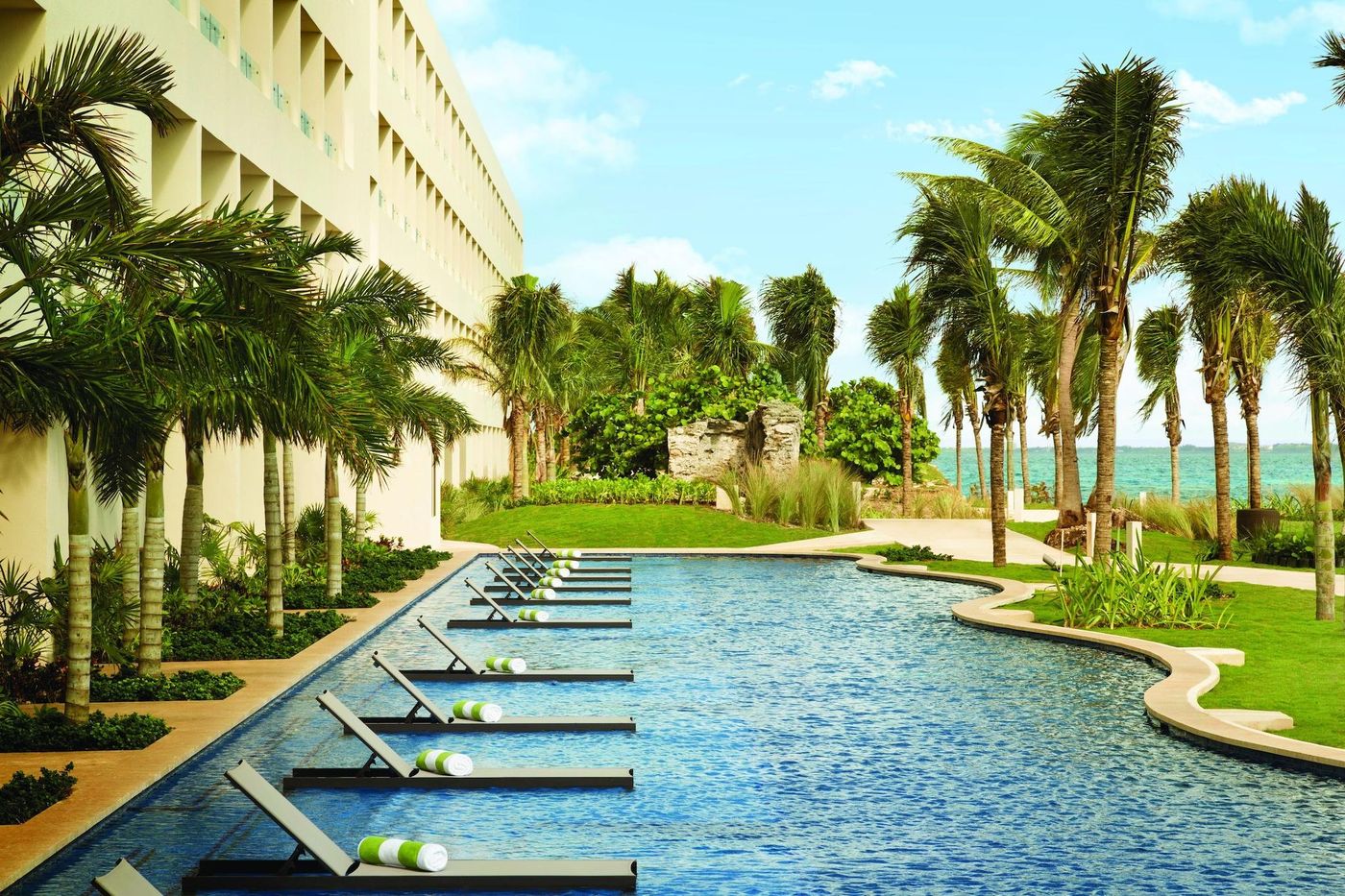 Hyatt-Ziva-Cancun-General-view-2