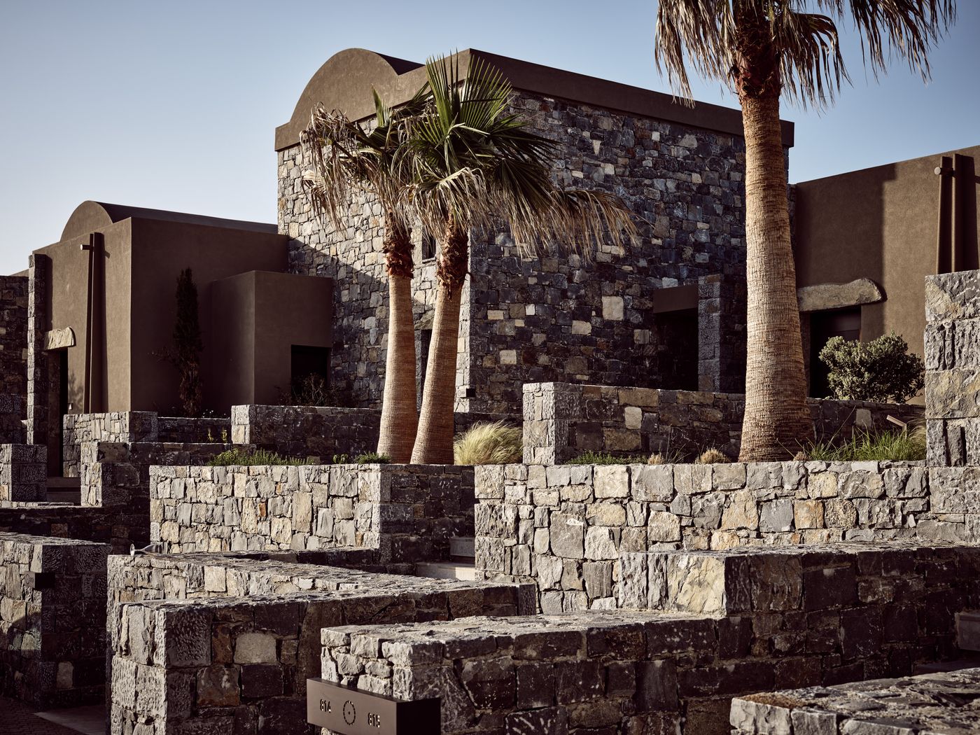 Acro Wellness Suites - Adults Only