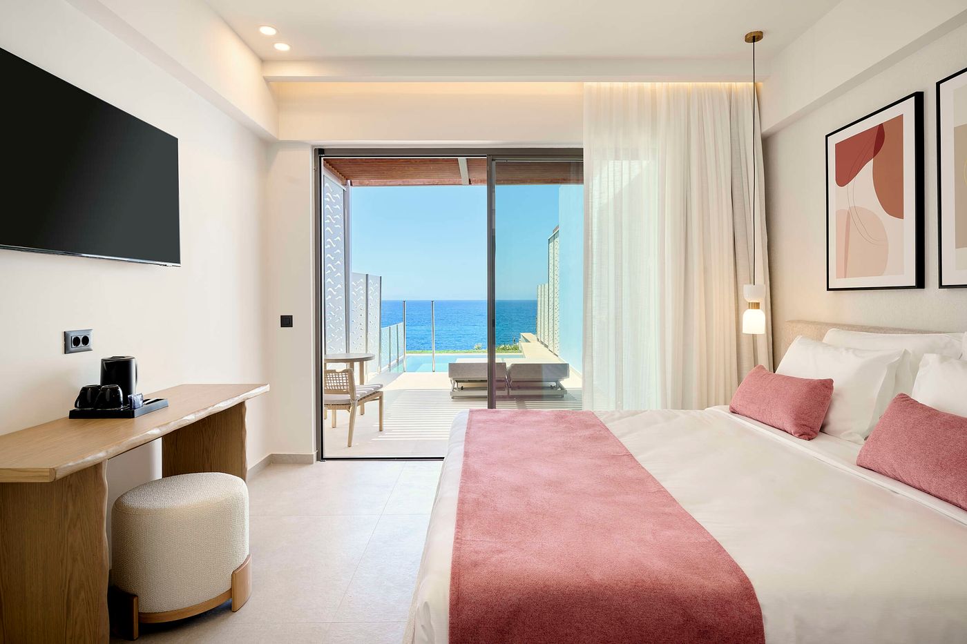 02.10.25 Creta Panorama