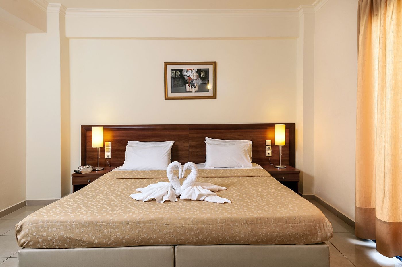 Adelais-Hotel-Room-21