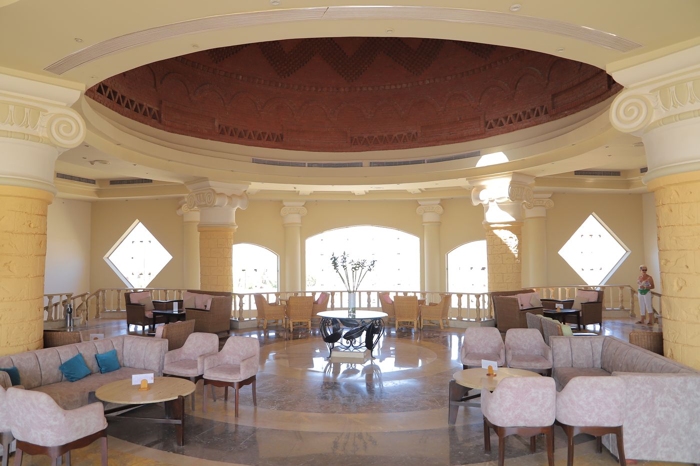 Utopia-Beach-Club-Lobby-64