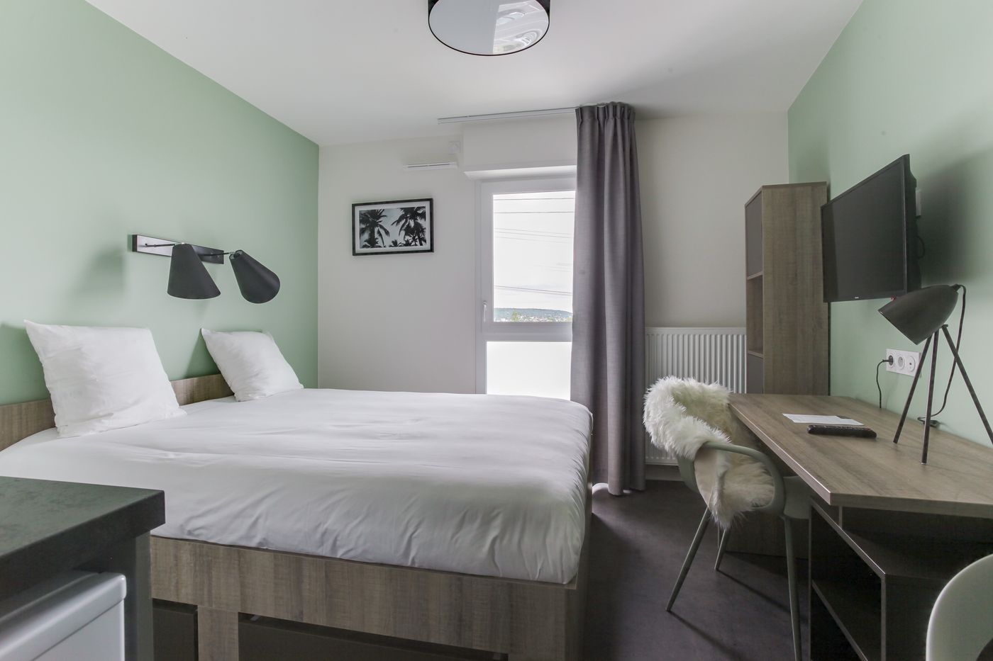 All-Suites-Massy-Palaiseau-Room-45