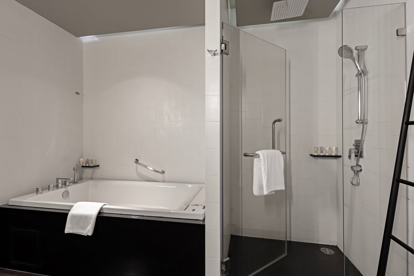 Siam-Siam-Design-Hotel-Bangkok-Room-66