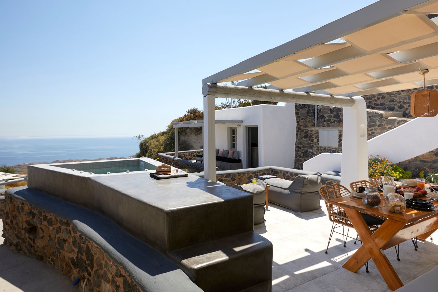 El-Verano-Collection-Santorini-Room-10