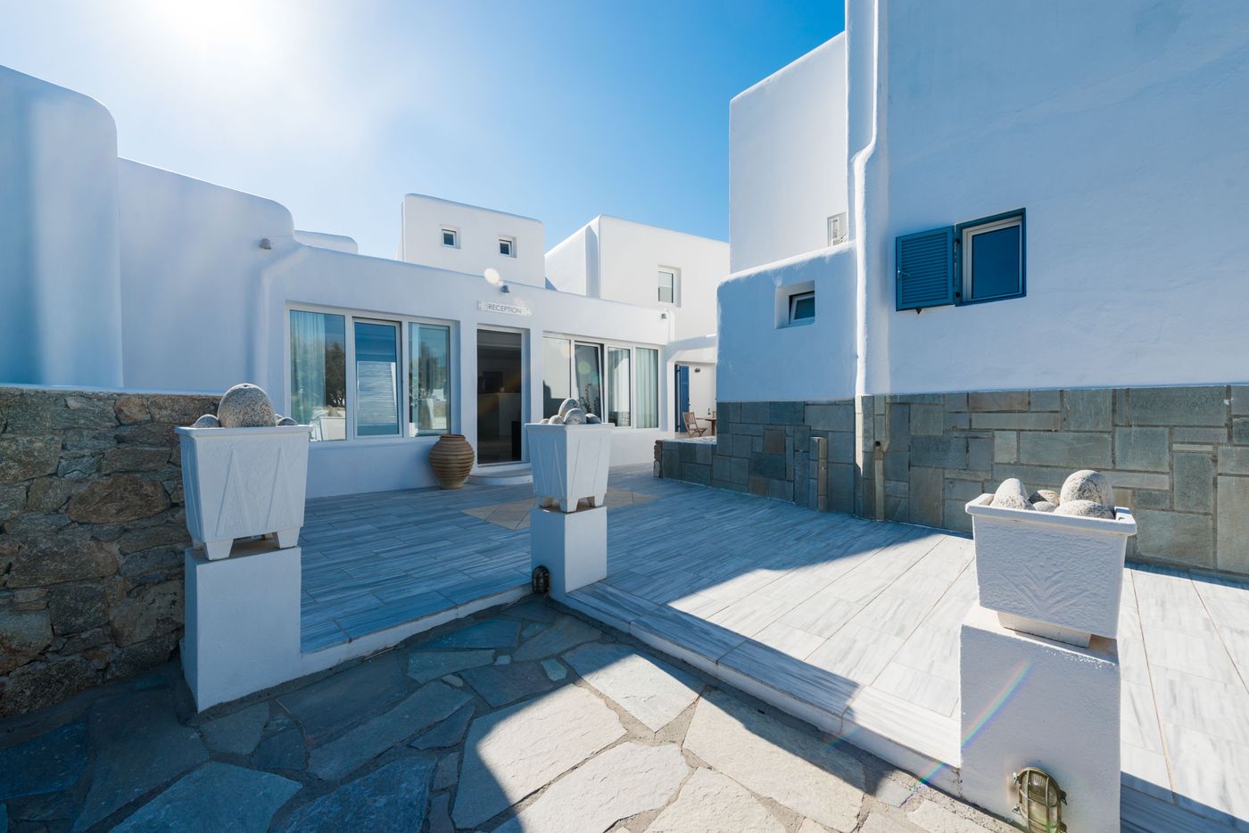 Giannoulaki-Aparthotel-Lobby-12