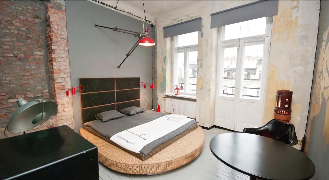 Sen-Pszczoly-Loft-Hotel-Room-18