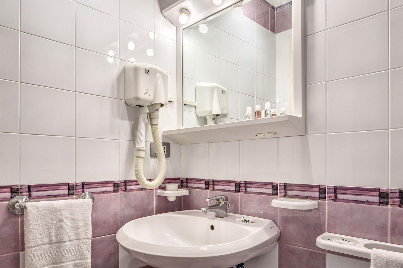 Gocce-Di-Capri--Residence-Room-48