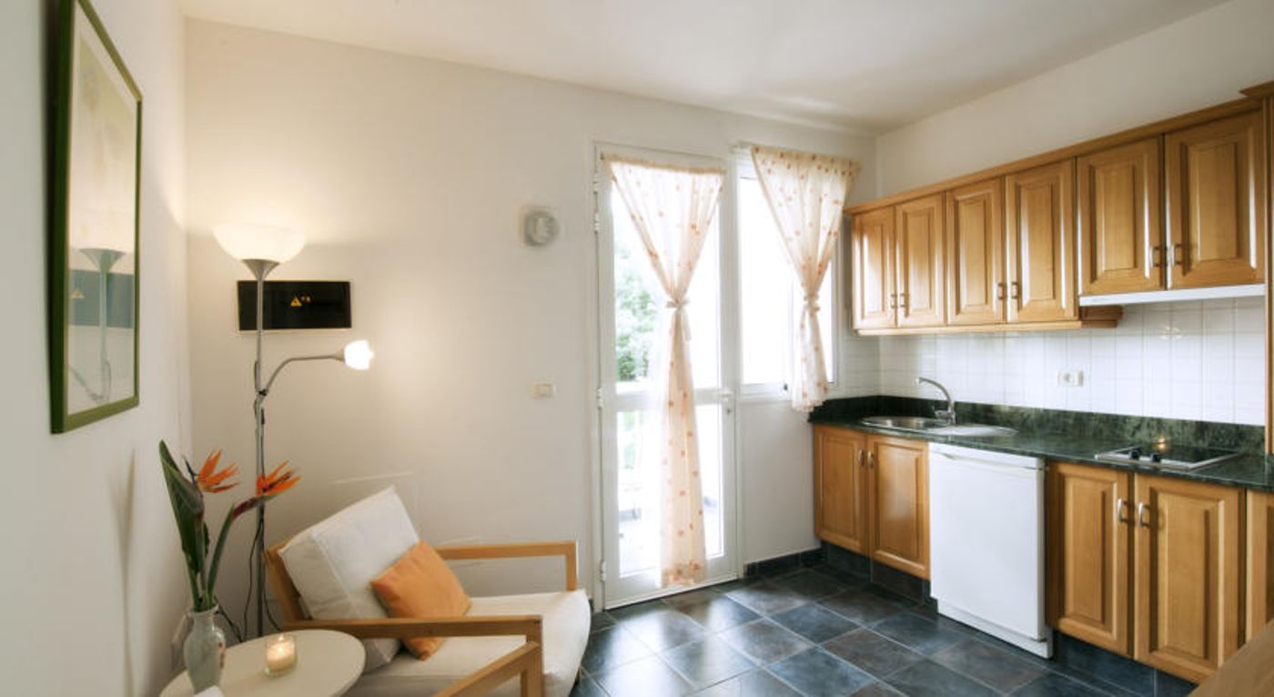 Apartamentos Adjovimar