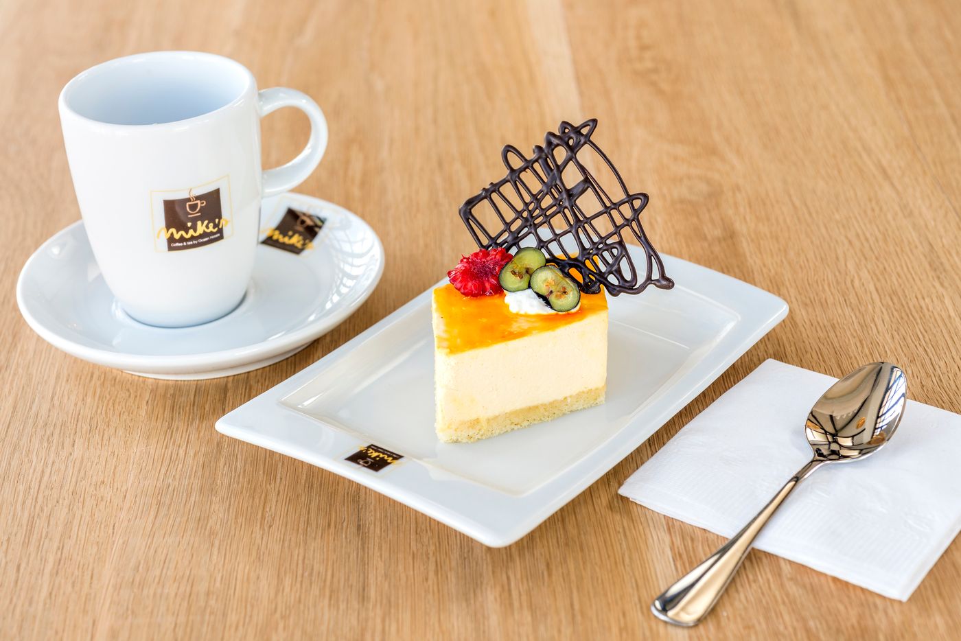 Ocean-Riviera-Paradise-El-Beso---Adults-Only-Restaurant-58