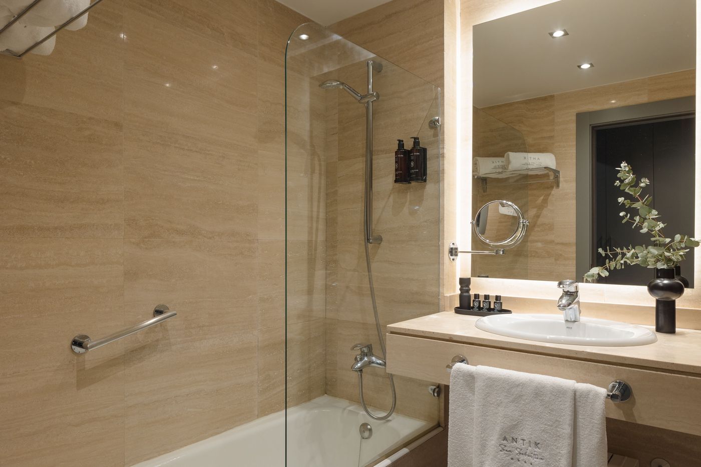 Hotel Antik San Sebastián-Spain-SAN SEBASTIAN-Room-7