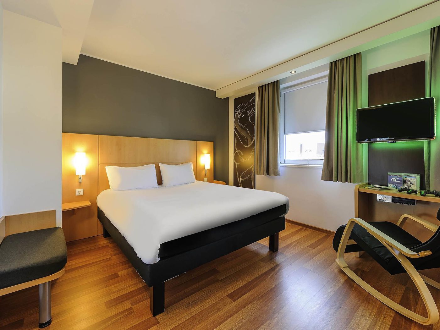 ibis-Berlin-Kurfuerstendamm-Room-11