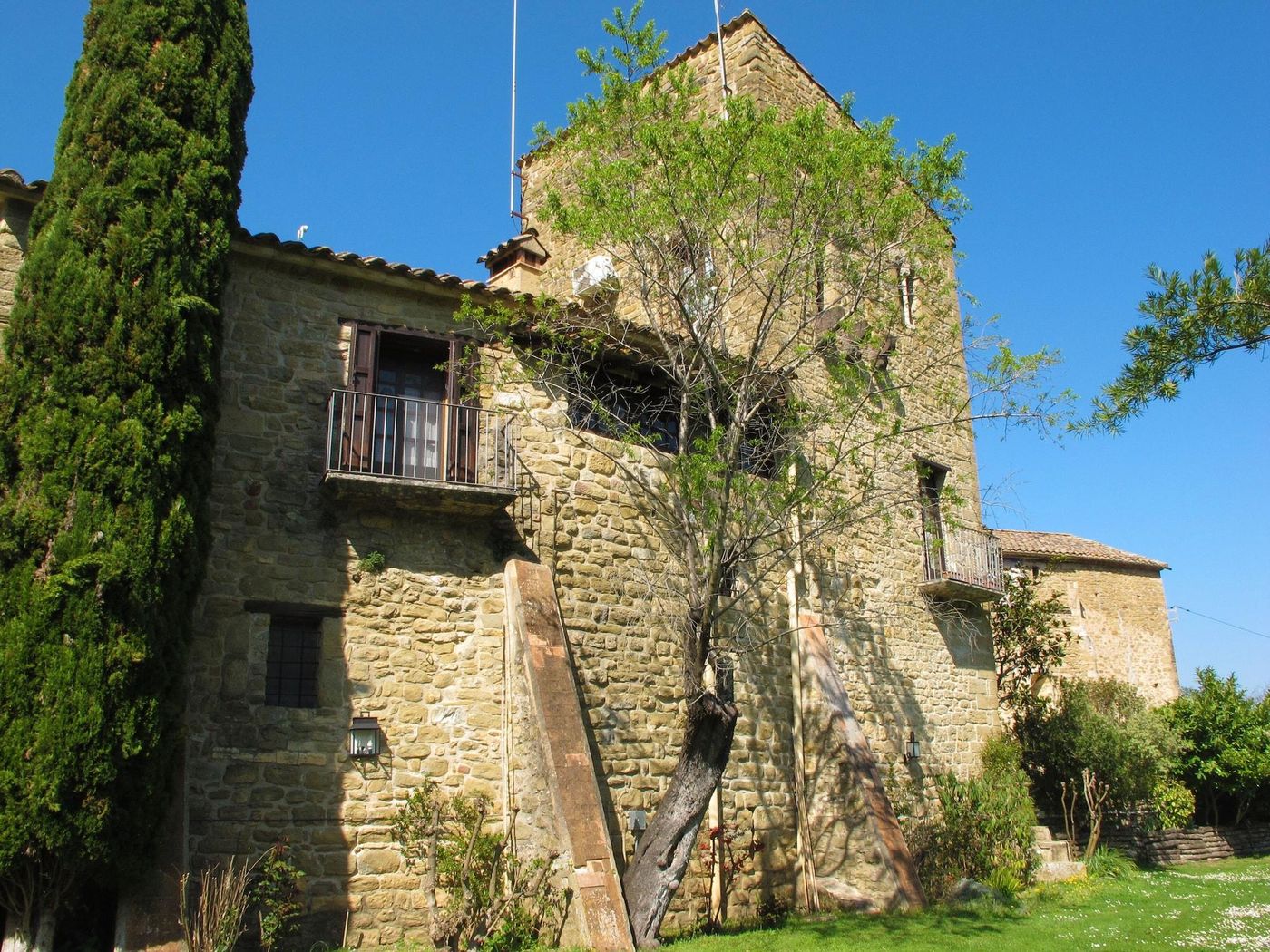 La-Sala-De-Camos-General-view-9