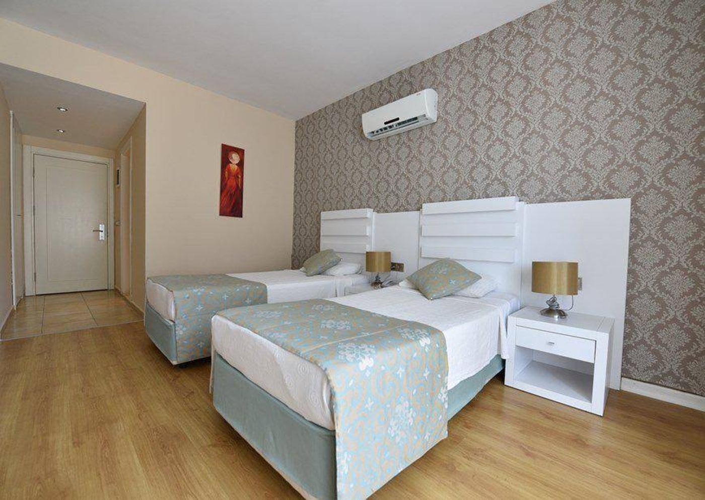 Sahra-Su-Holiday-Village---Spa-Room-40