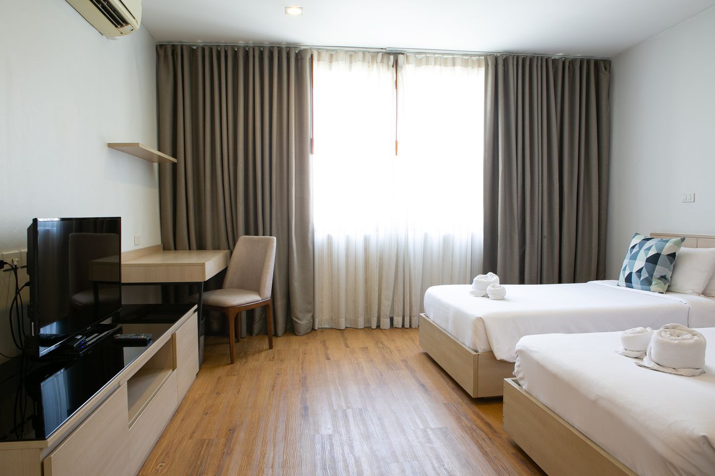 The-Silver-Palm-Wellness-Resort---Bangkok-Room-37