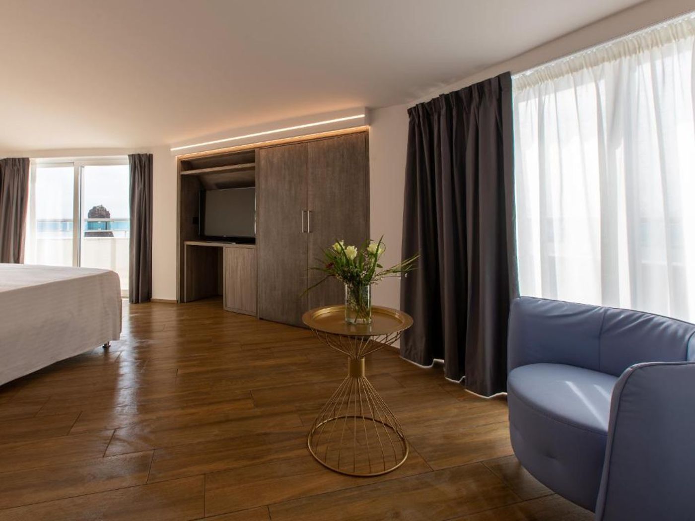 Grand-Hotel-Faraglioni-Room-4