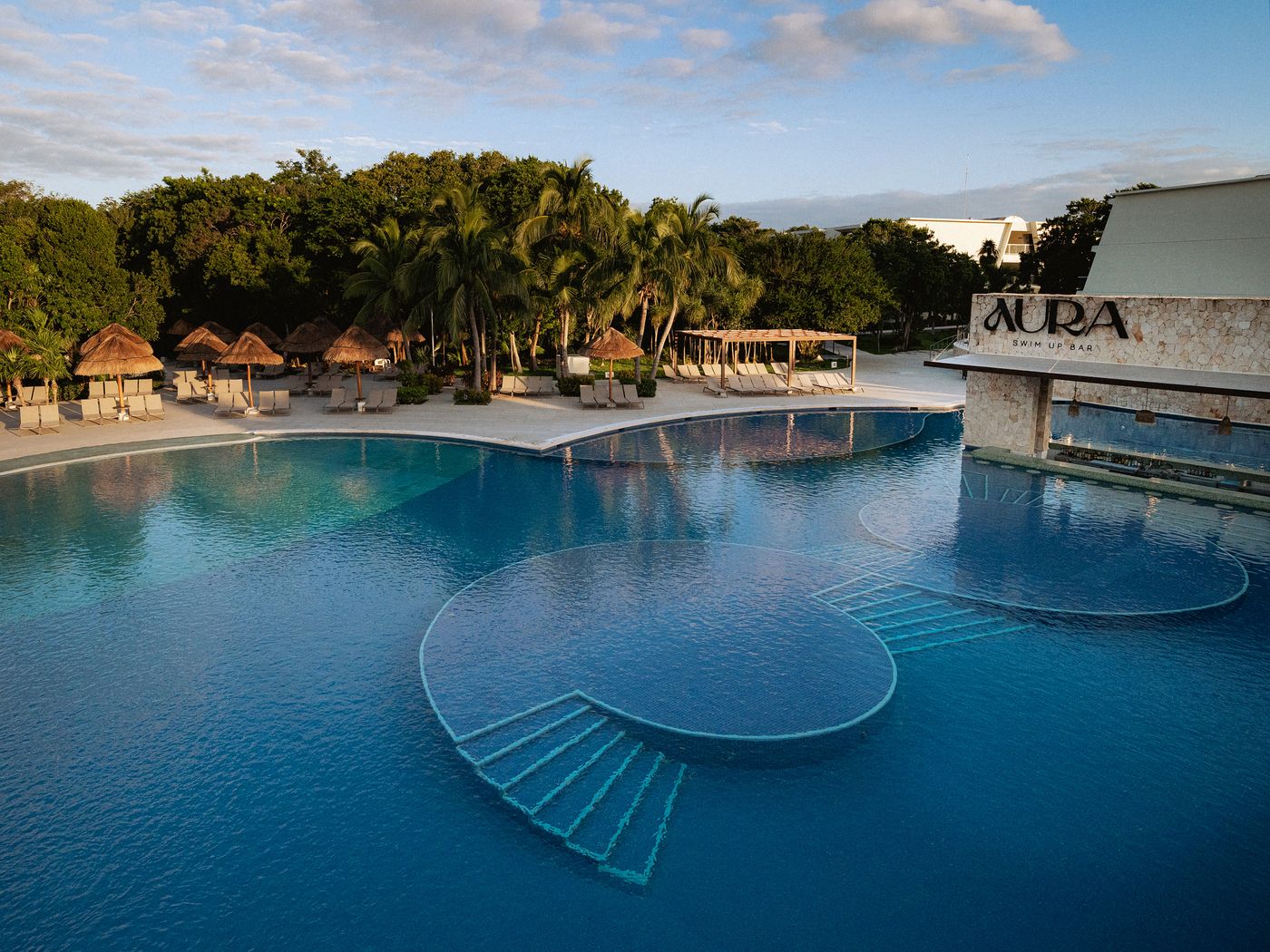 Grand-Sirenis-Riviera-Maya-Resort---Spa-Pool-4